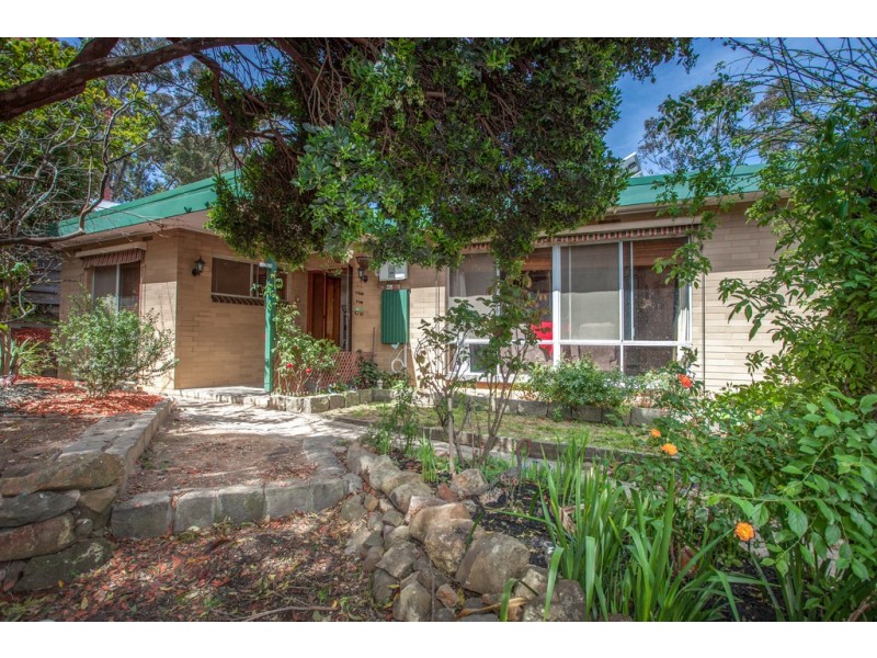 7 Bent Street, Macedon VIC 3440