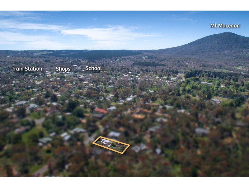 7 Bent Street, Macedon VIC 3440