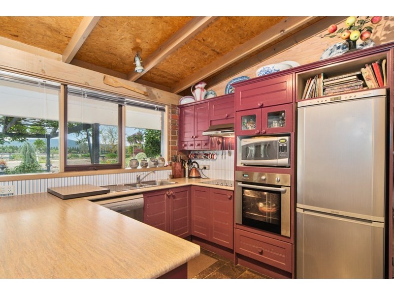 29 Payne Rd, New Gisborne VIC 3438