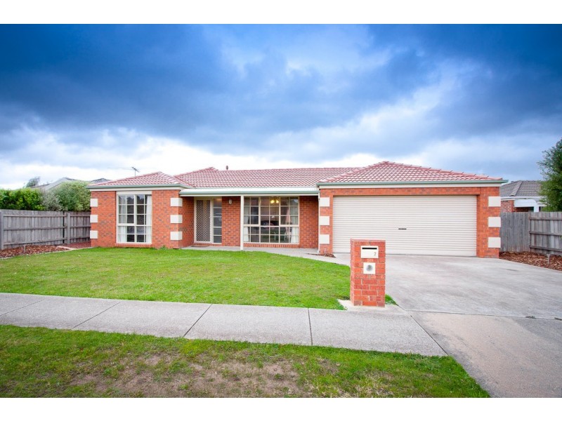 7 Sunny Park Close, Gisborne VIC 3437
