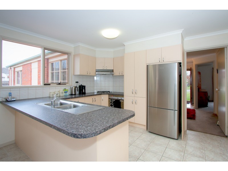 7 Sunny Park Close, Gisborne VIC 3437