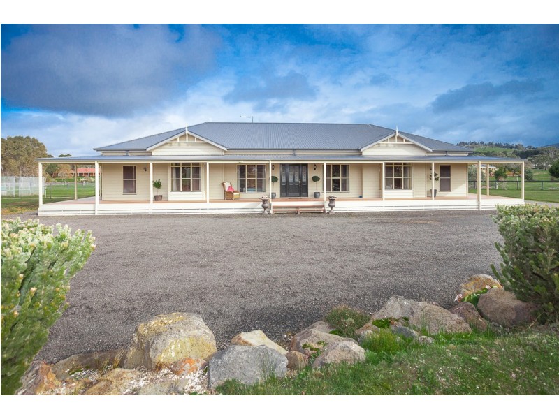 5 Mt. Charlie Road, Riddells Creek VIC 3431
