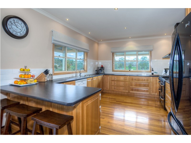 5 Mt. Charlie Road, Riddells Creek VIC 3431