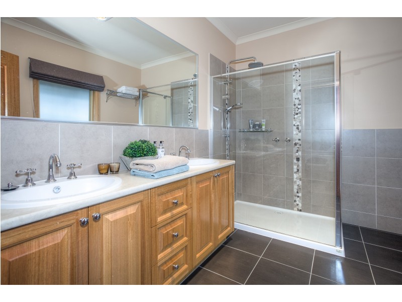 5 Mt. Charlie Road, Riddells Creek VIC 3431