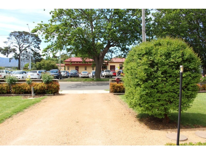 3 Early Street, New Gisborne VIC 3438