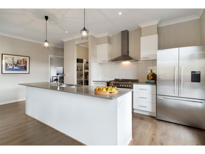 13 The Boomerang, Gisborne VIC 3437