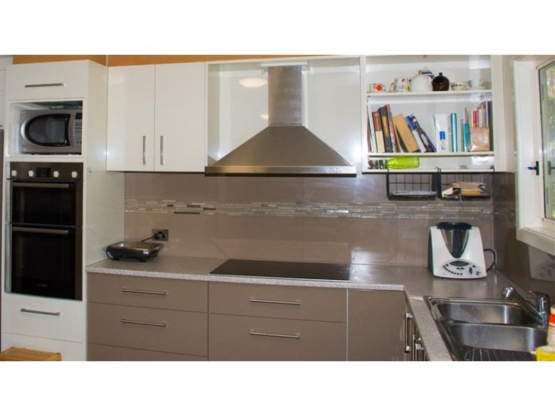 33 Halpern Road, Woodend VIC 3442