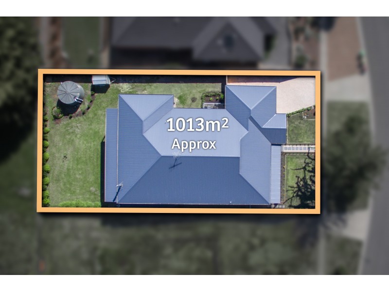 24 Dumbarton Way, Gisborne VIC 3437