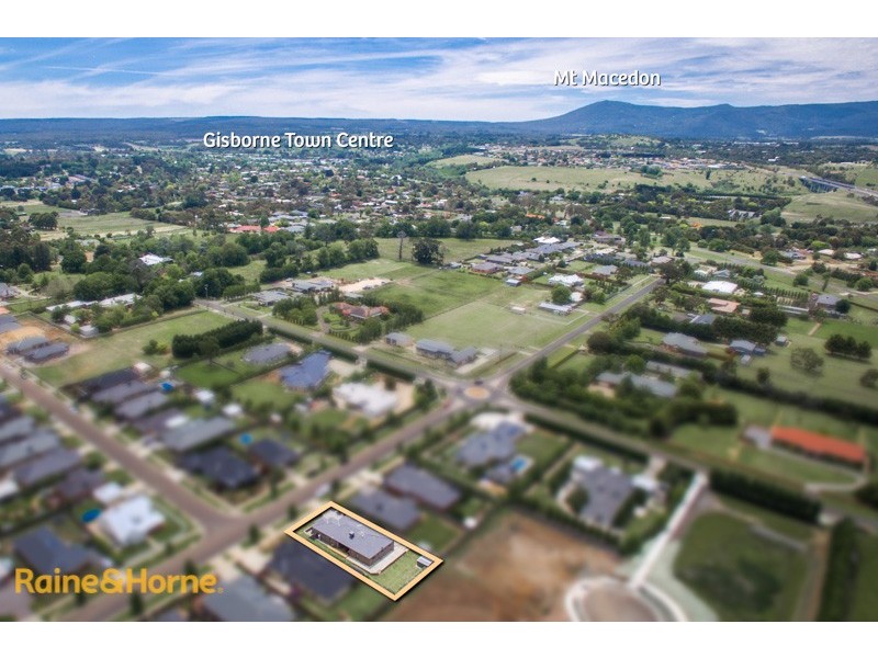 9 Childe Harold Road, Gisborne VIC 3437
