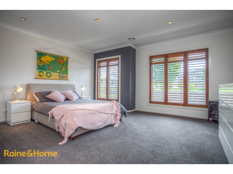 9 Childe Harold Road, Gisborne VIC 3437