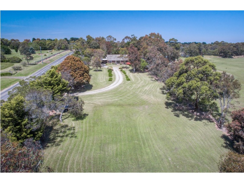 125 McGeorge Road, Gisborne South VIC 3437