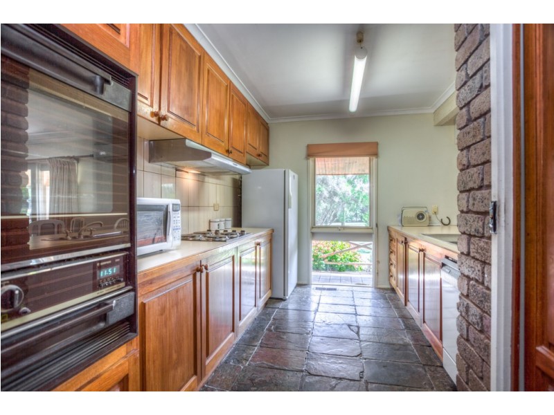 125 McGeorge Road, Gisborne South VIC 3437