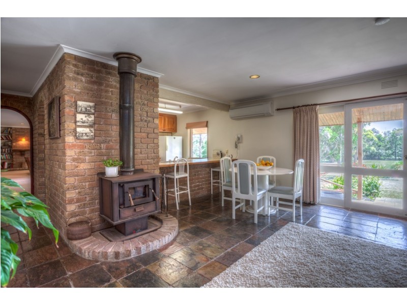 125 McGeorge Road, Gisborne South VIC 3437