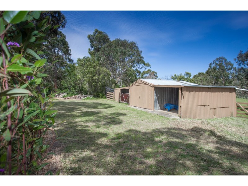 125 McGeorge Road, Gisborne South VIC 3437