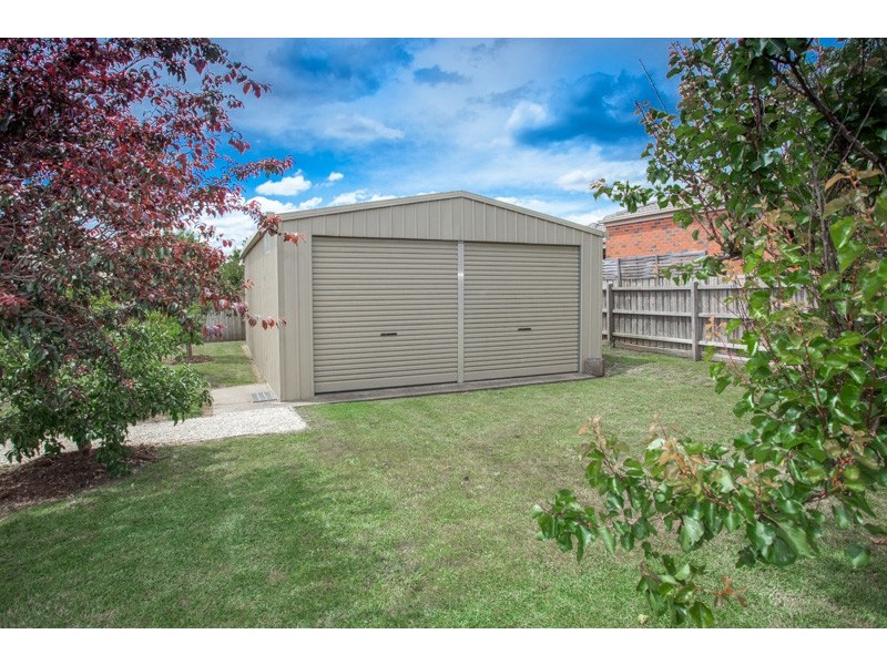 6 Kiwi Court, New Gisborne VIC 3438