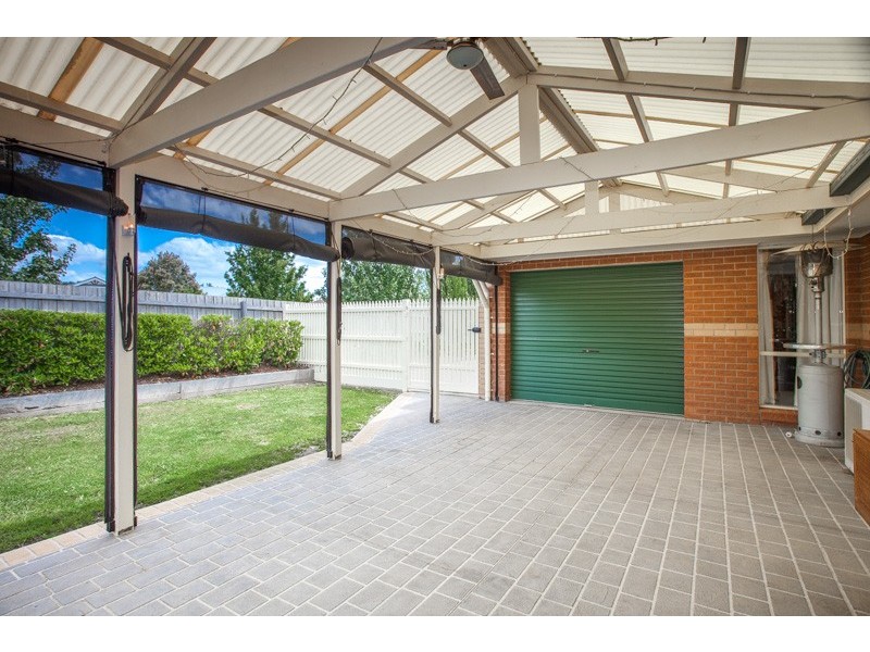 6 Kiwi Court, New Gisborne VIC 3438