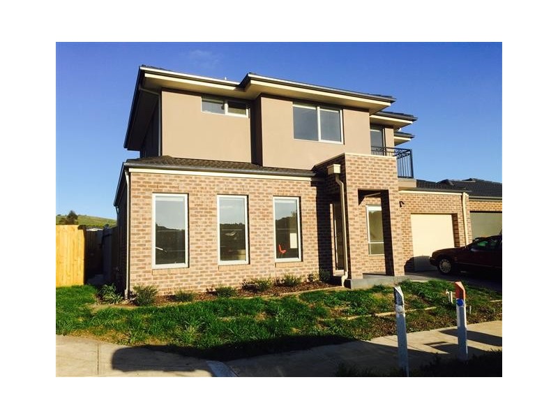 2 Keeper Street, Sunbury VIC 3429