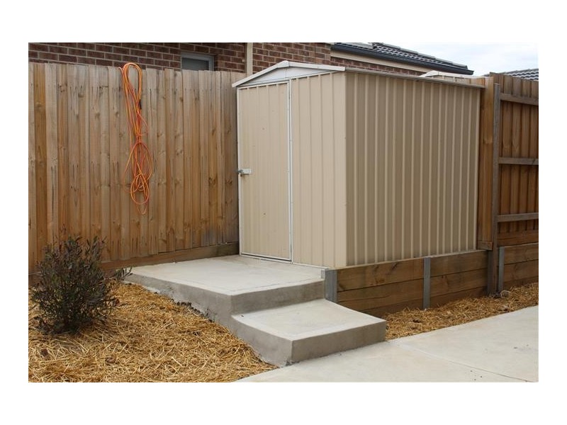 2 Keeper Street, Sunbury VIC 3429