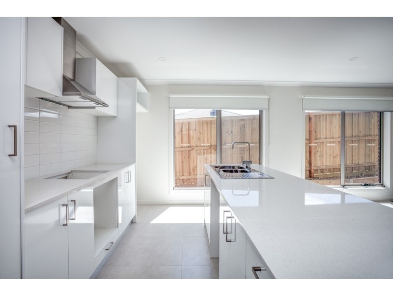 42 Aspect Drive, Doreen VIC 3754
