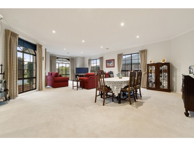 4 Hyperno Court, New Gisborne VIC 3438