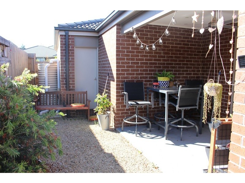 5 Glastonbury Drive, Sunbury VIC 3429