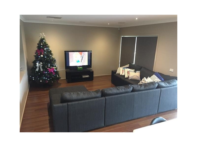 3 McKernan Place, Gisborne VIC 3437
