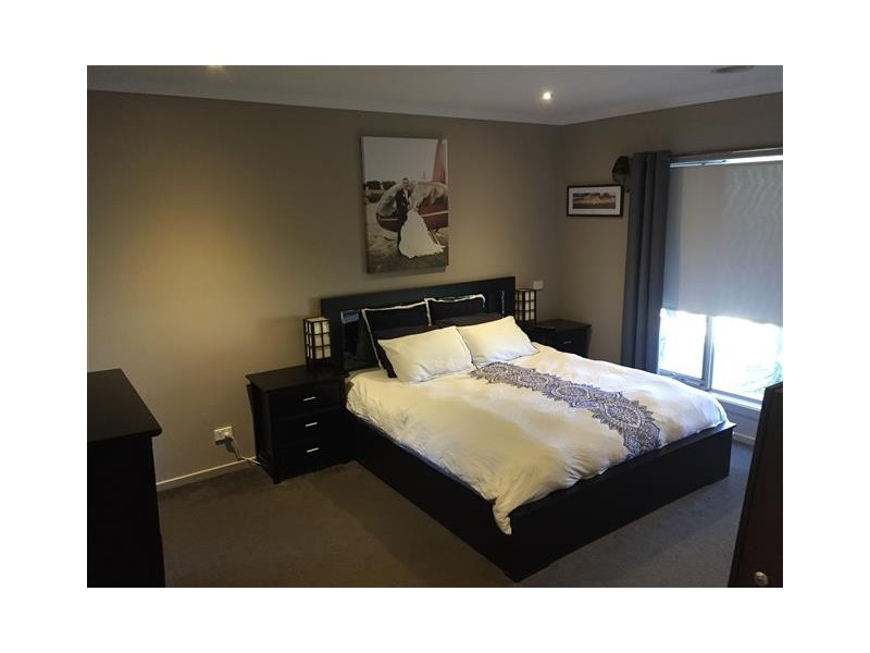 3 McKernan Place, Gisborne VIC 3437