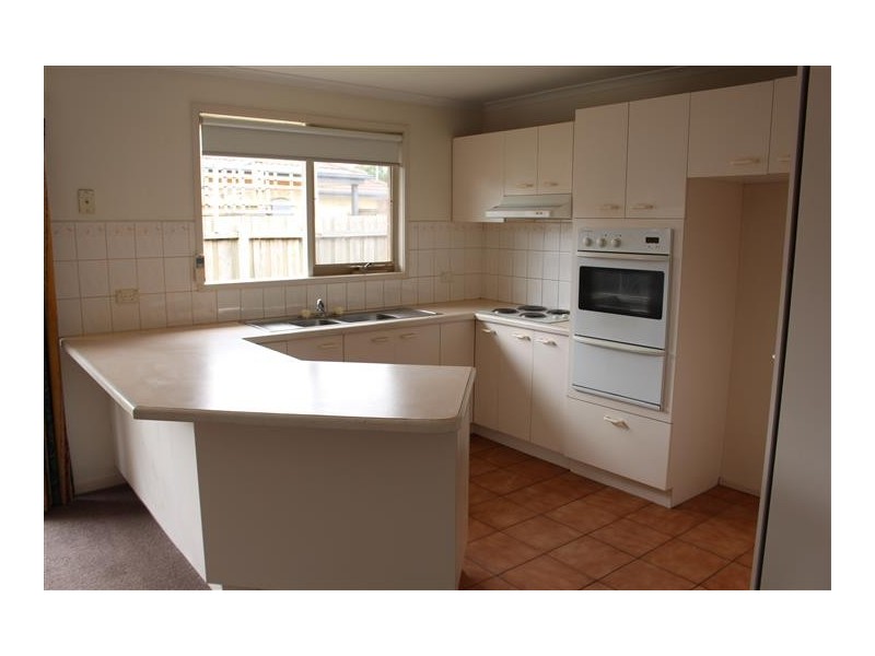 18 Sunnypark Close, Gisborne VIC 3437