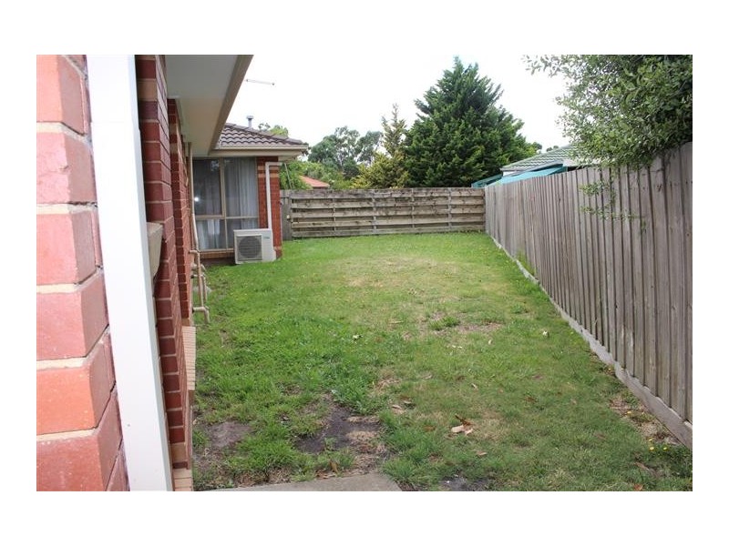 18 Sunnypark Close, Gisborne VIC 3437