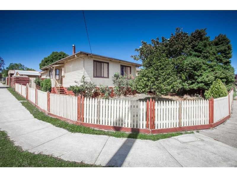 1 Lyell Street, Gisborne VIC 3437
