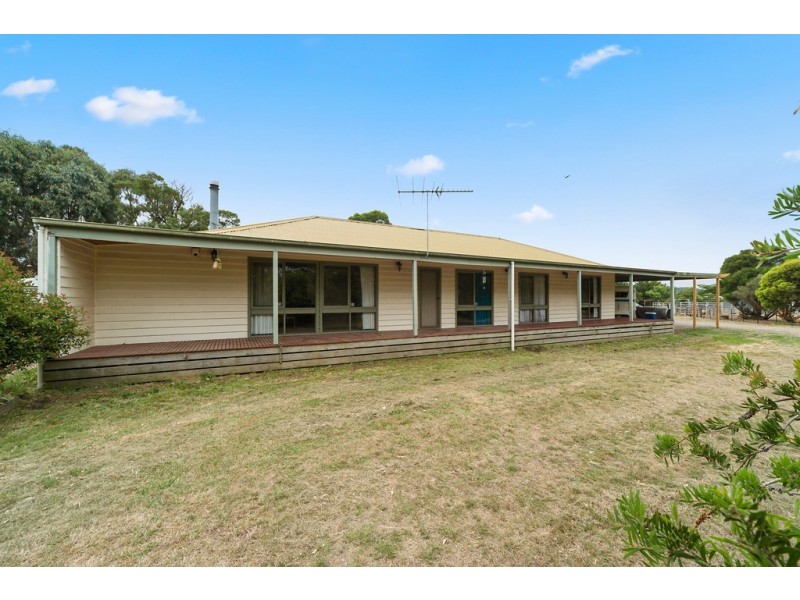84 Payne Road, New Gisborne VIC 3438