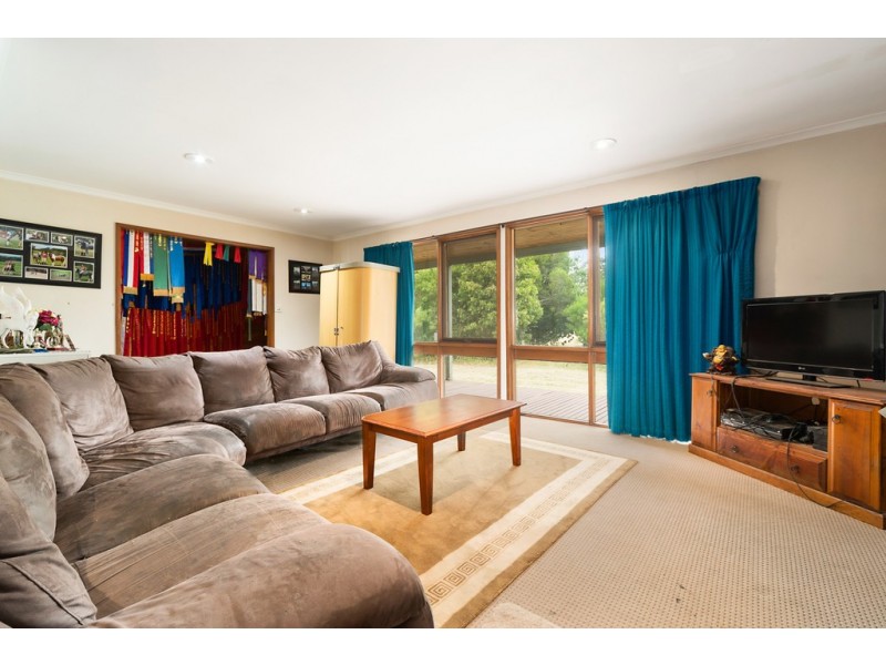 84 Payne Road, New Gisborne VIC 3438