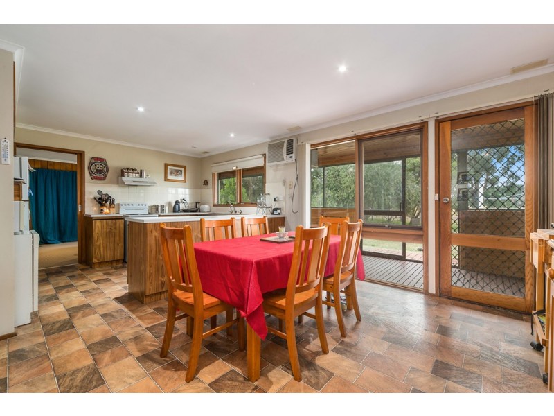 84 Payne Road, New Gisborne VIC 3438