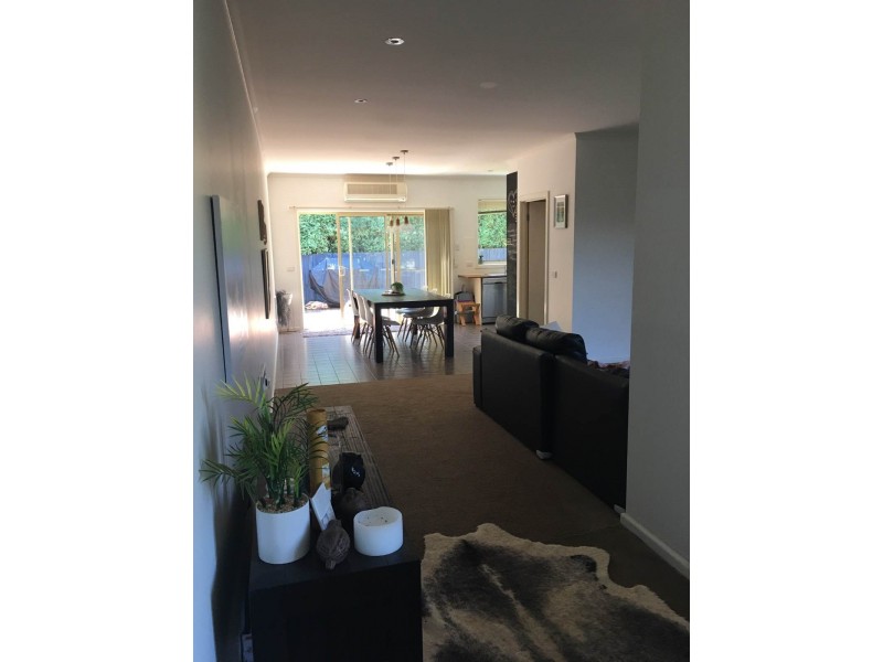 Unit 7/6-8 Rodney Street, Gisborne VIC 3437