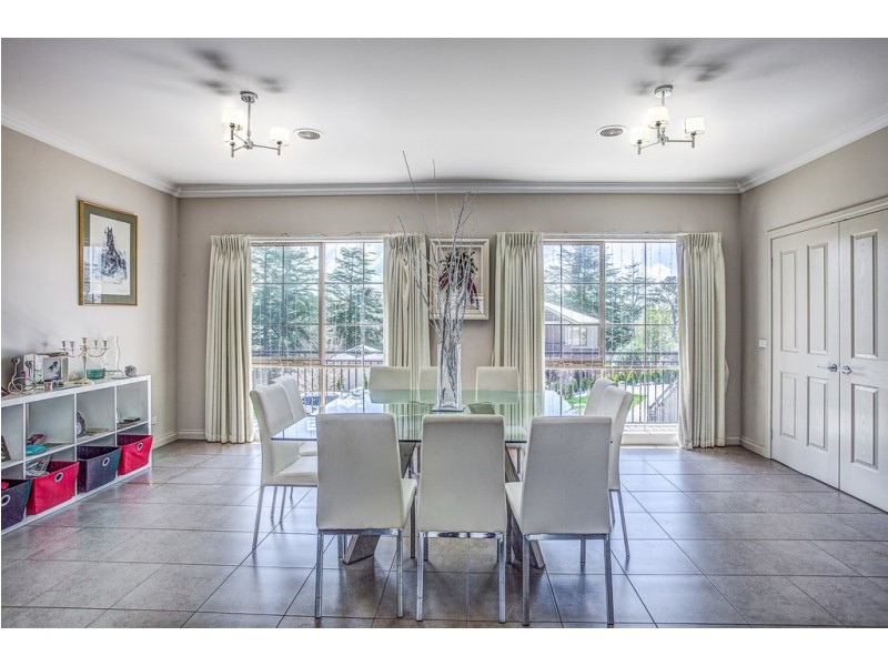 3 Mulgutherie Way, Gisborne VIC 3437