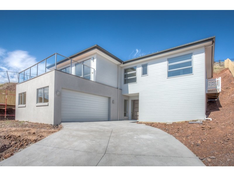 21 Wedmore Cres, Sunbury VIC 3429