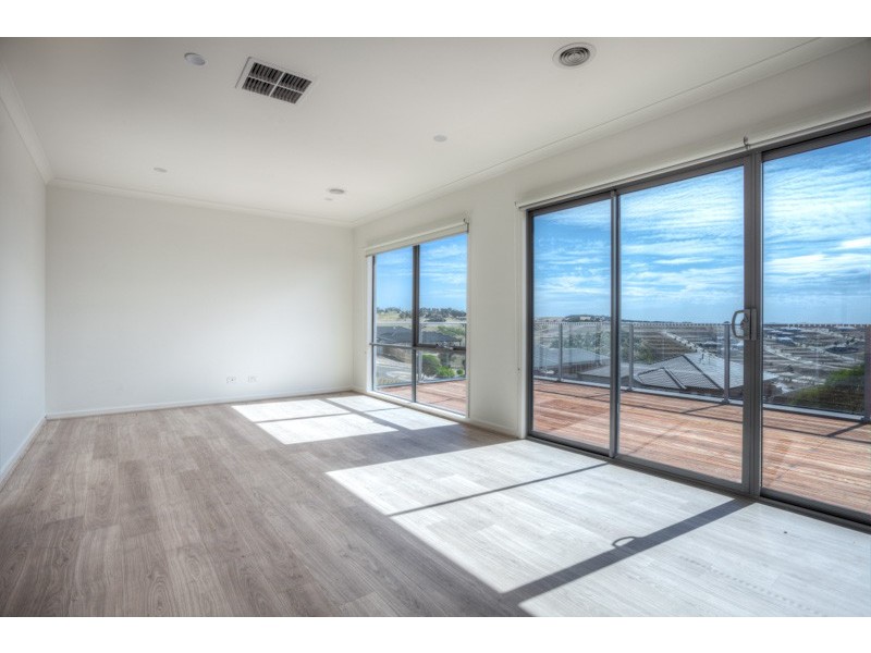 21 Wedmore Cres, Sunbury VIC 3429