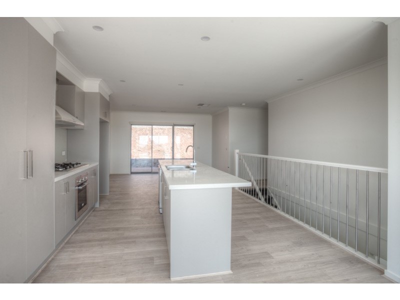 21 Wedmore Cres, Sunbury VIC 3429