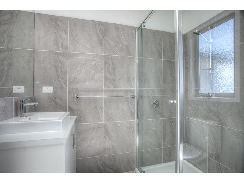 21 Wedmore Cres, Sunbury VIC 3429