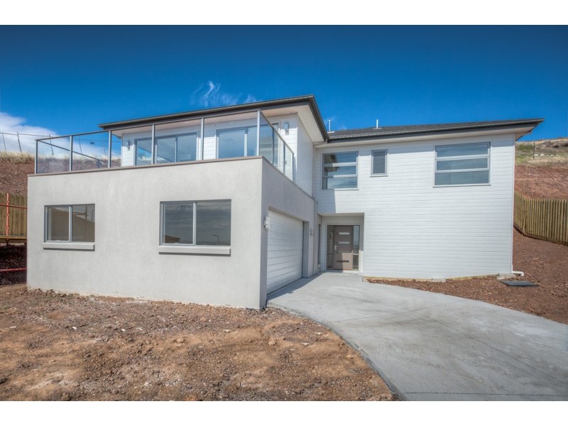 21 Wedmore Cres, Sunbury VIC 3429