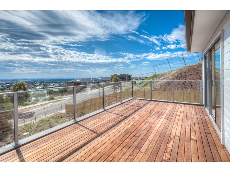 21 Wedmore Cres, Sunbury VIC 3429