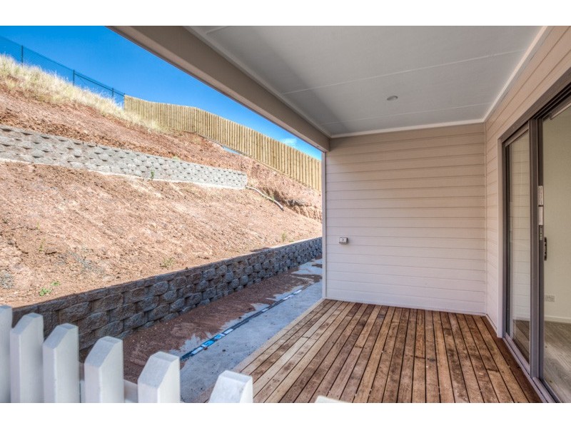 21 Wedmore Cres, Sunbury VIC 3429