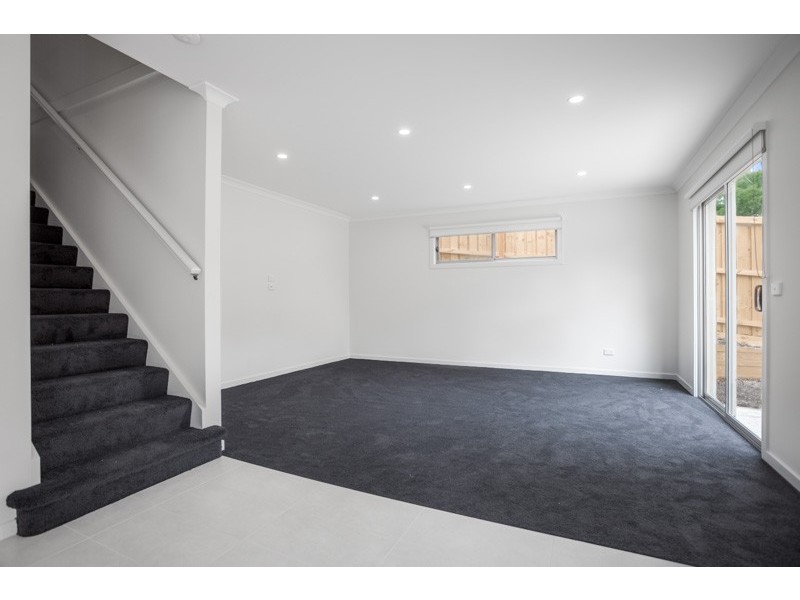 7 Stratum Ave, Doreen VIC 3754