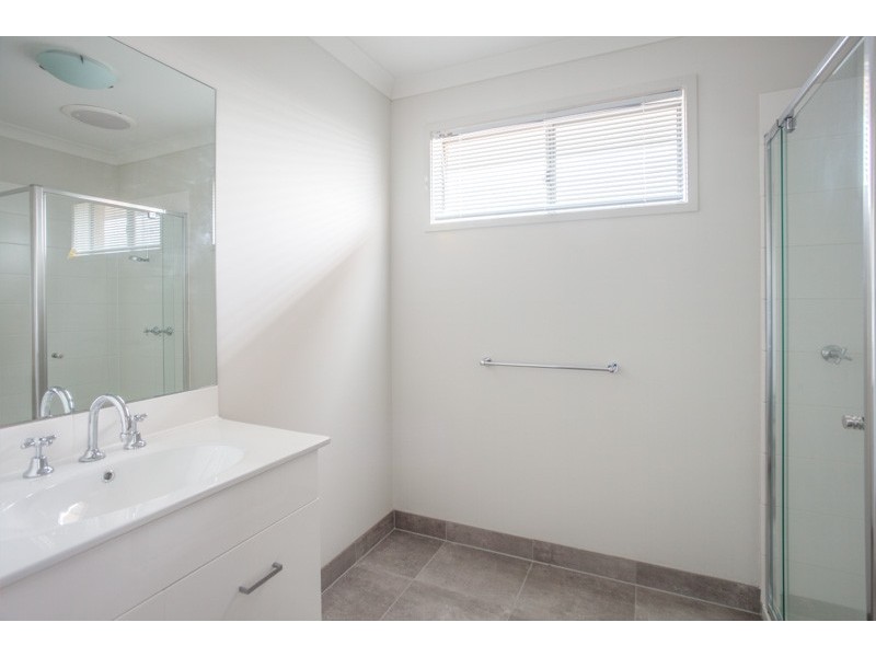 51 Welcome Pde, Wyndham Vale VIC 3024