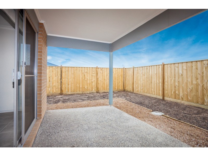 51 Welcome Pde, Wyndham Vale VIC 3024