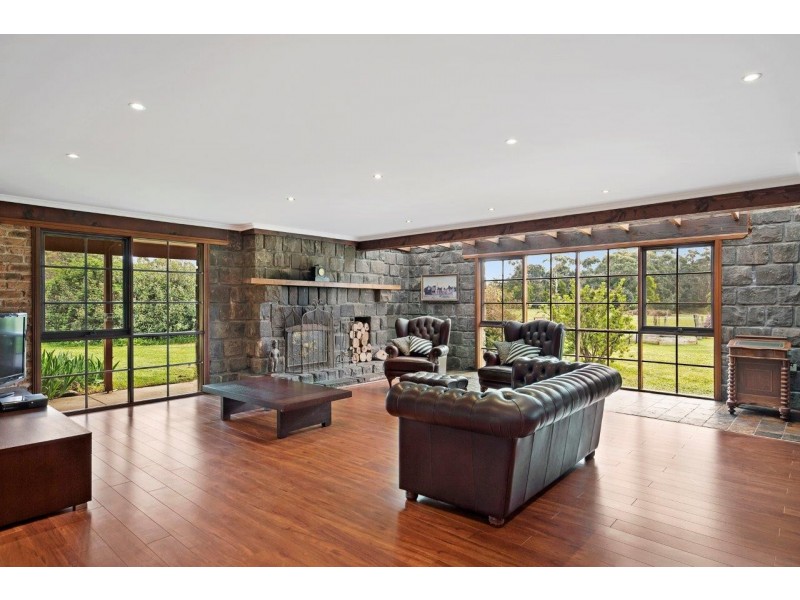 11 Dohoney Road, Bullengarook VIC 3437