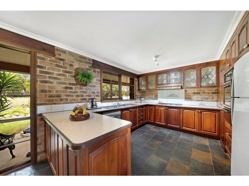 11 Dohoney Road, Bullengarook VIC 3437