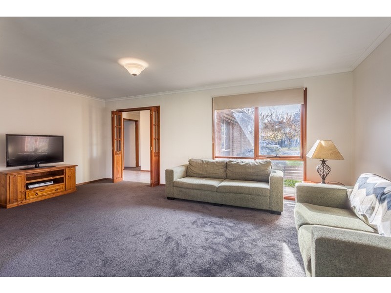 98 Frith Road, Gisborne VIC 3437