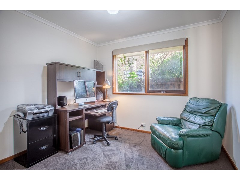 98 Frith Road, Gisborne VIC 3437