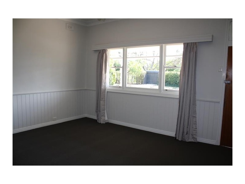 77 Mitchell Street, Kyneton VIC 3444